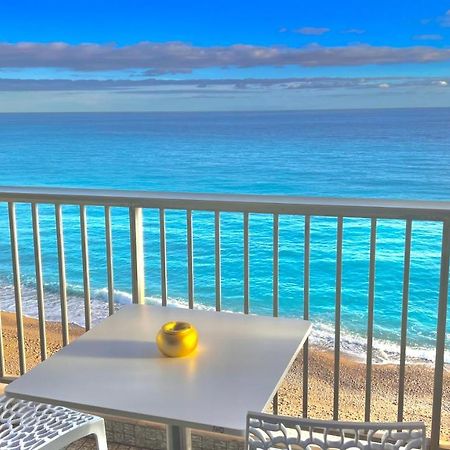 Seaviews By Jenni Menton, La Suite, Superbe Front De Mer, Top Emplacement Avec Terrasse Et Parking! Zewnętrze zdjęcie