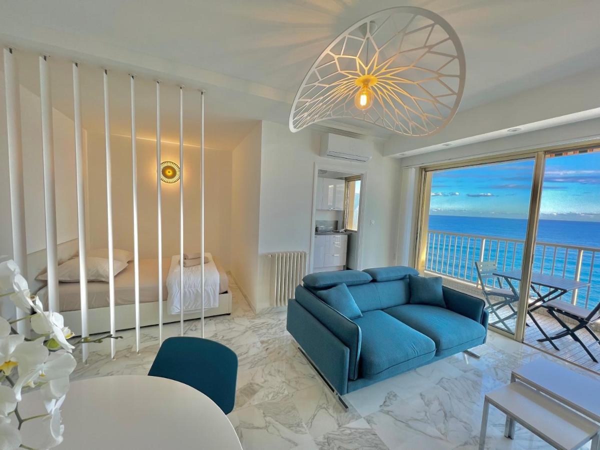 Seaviews By Jenni Menton, La Suite, Superbe Front De Mer, Top Emplacement Avec Terrasse Et Parking! Zewnętrze zdjęcie